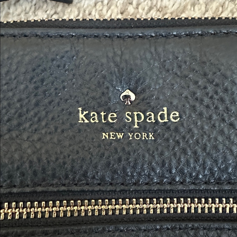Kate Spade Cobble Hill Ellen Crossbody Bag Black Leather - Picture 2 of 7
